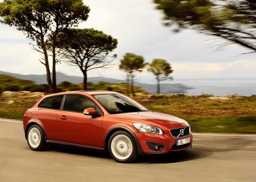  Volvo C30 2009 года  (фото 28 из 92)